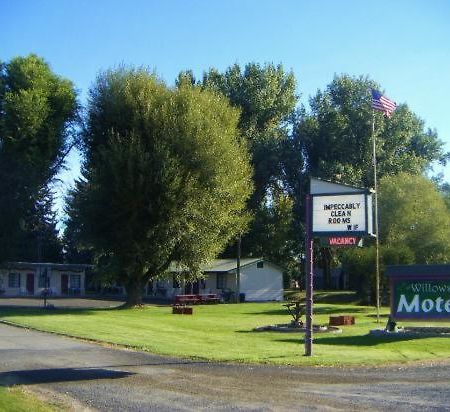 The Willows Motel Wilbur Esterno foto